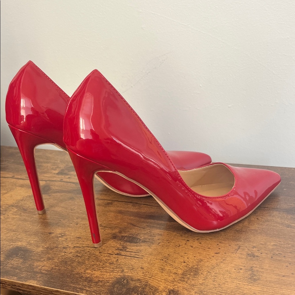 Steve Madden Glossy Red Heels - Picture 4 of 5